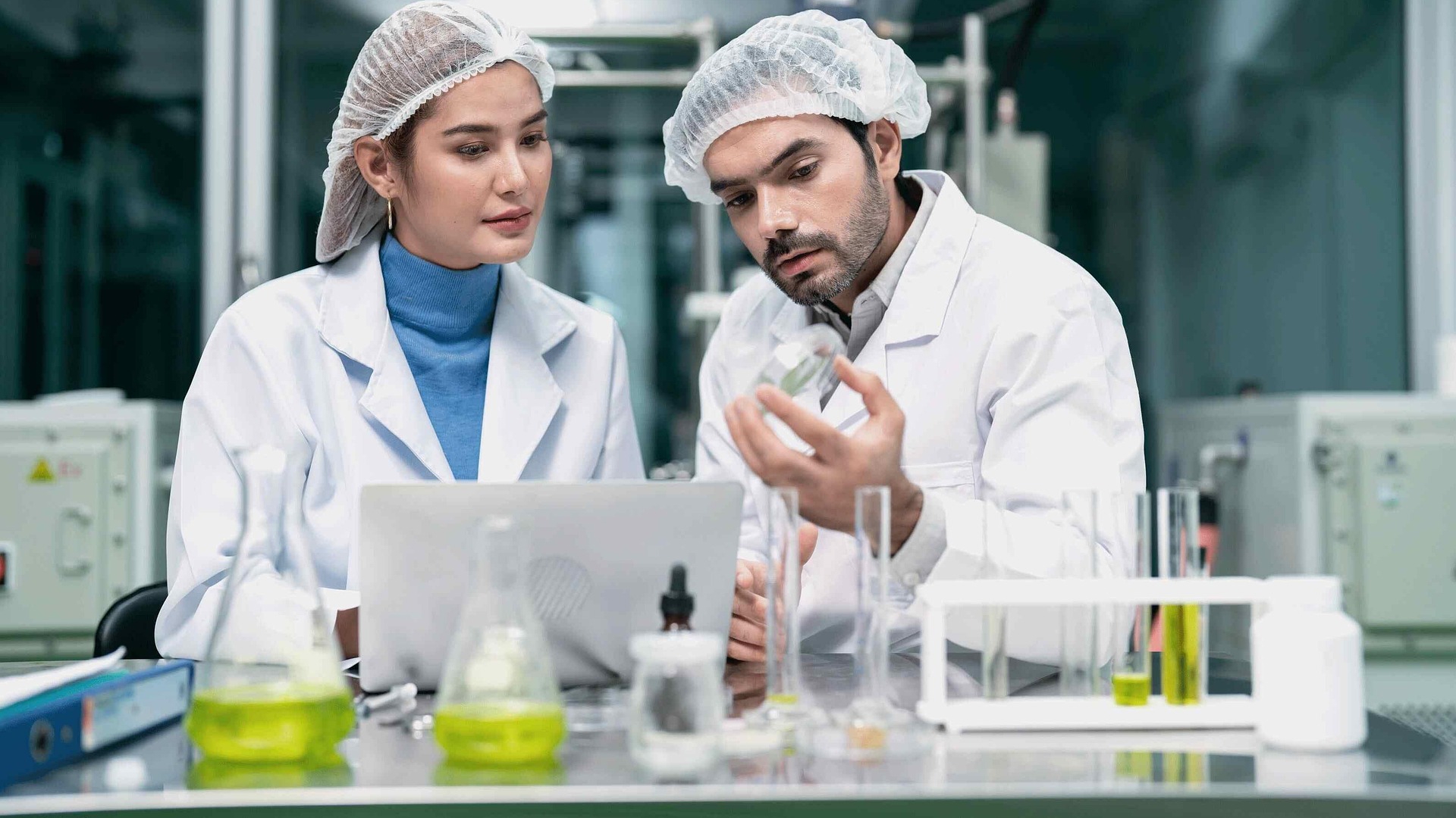 Shanghai Rad Chemical laboratory testing for lubricant additives quality control
